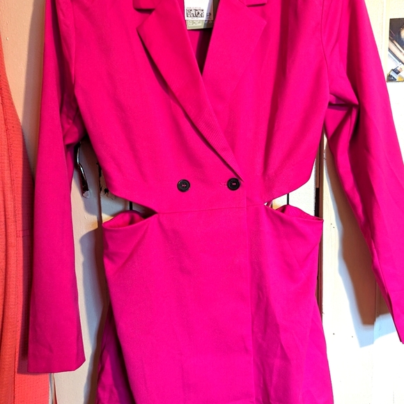 Cut out jacket dress - Picture 3 of 5